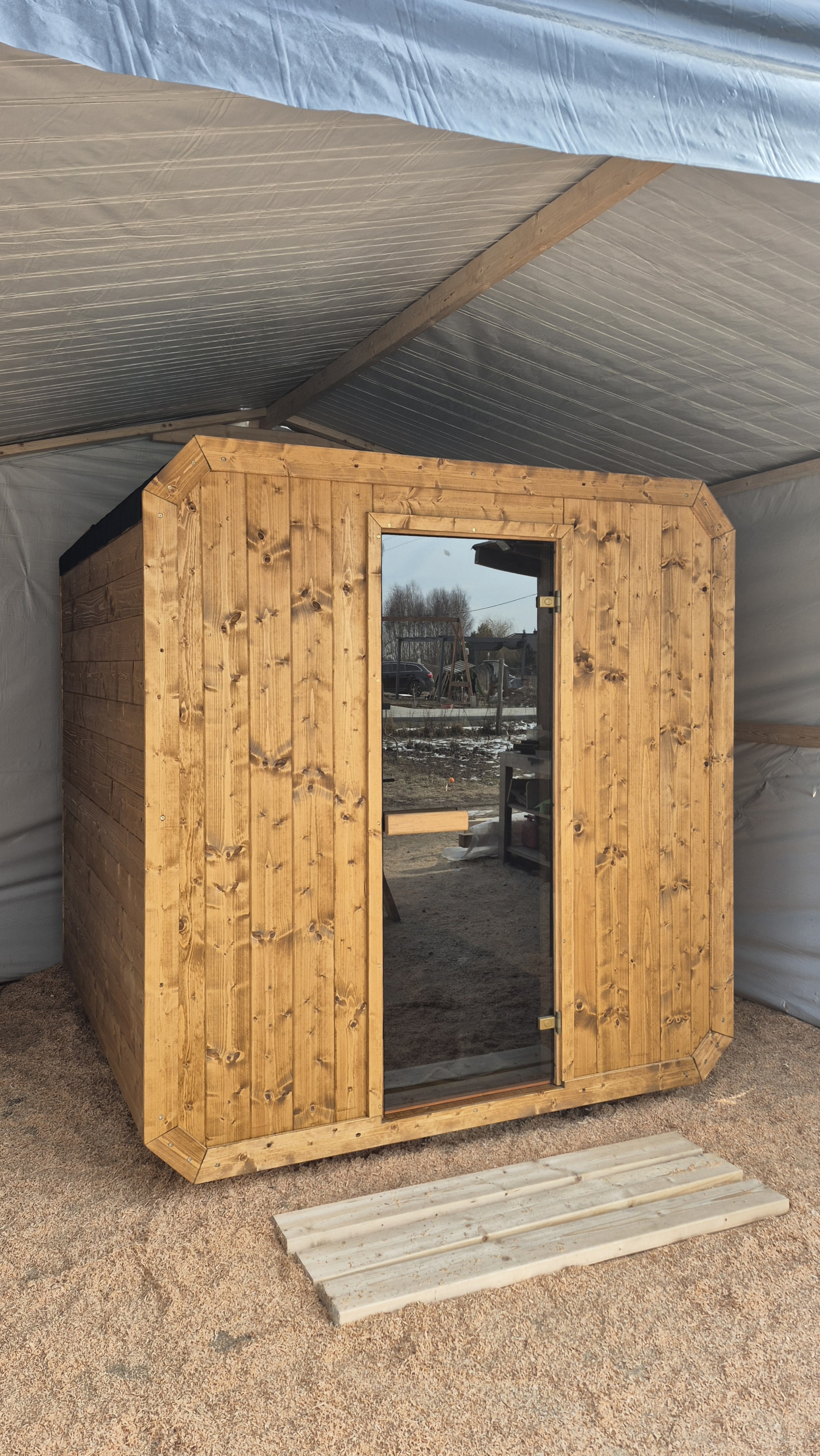 Sauna Standard front